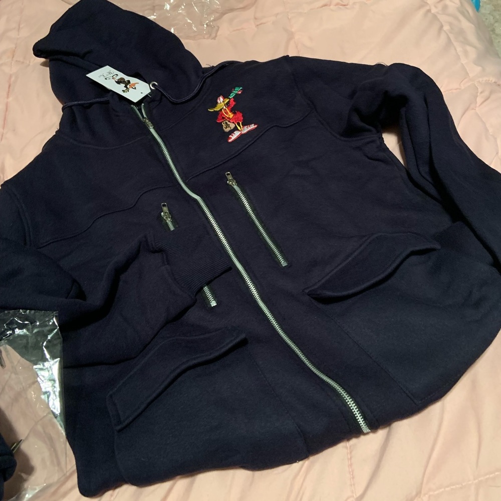 Beautiful!!!! Hoodie very good Quality 4  pockets one on each arm